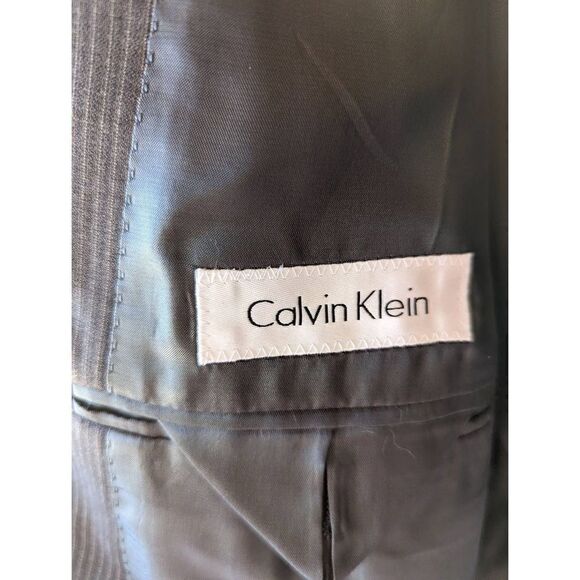 Calvin Klein Men's Gray 2 Piece Set Pinstripe Wool Jacket & Pant Suit Size 43R - Picture 4 of 8